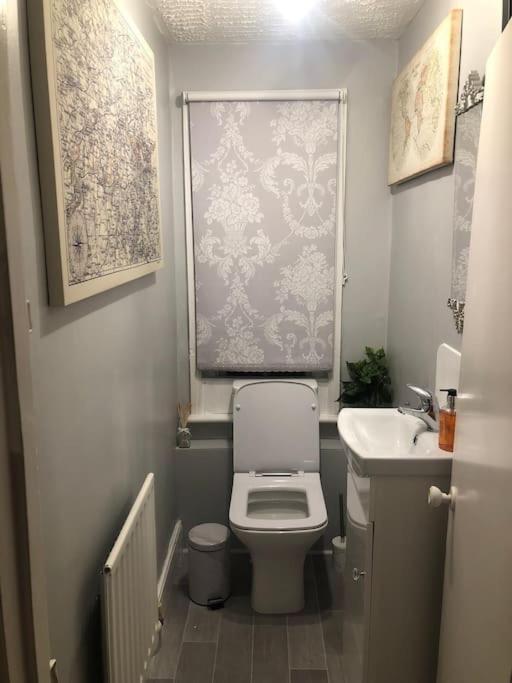 Church View Let - - Sleeps 6 Rye