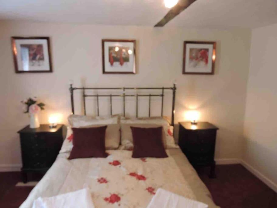 Apartment Church View Let - - Sleeps 6 *