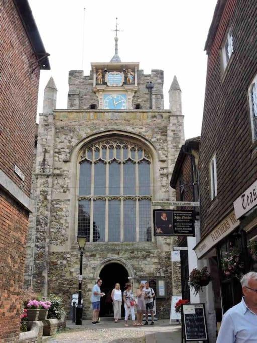 Apartment Church View Let - - Sleeps 6 *